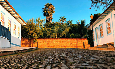 Ftas Costa | Corretor de Imóveis em Pirenópolis, Goiás