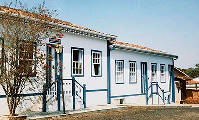 Ftas Costa | Corretor de Imóveis em Pirenópolis, Goiás