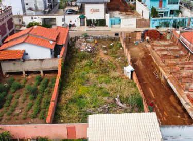 Lote de 384 metros quadrados a venda no Bairro Santa Luzia.