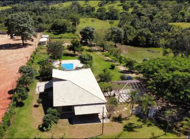 Chácara de 5.520 M² a venda em Pirenópolis.