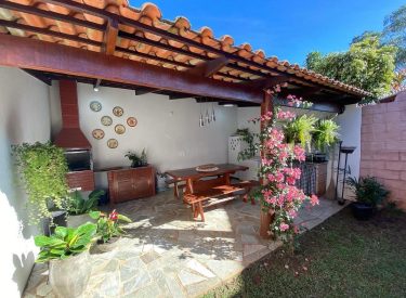 Casa a venda no Bairro Jardim Brasília em Pirenópolis.