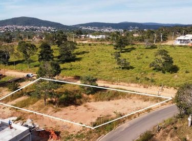 Lote de 1.000 metros quadrados a venda no Bairro do Alto do Carmo em Pirenópolis.