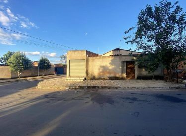 Casa a venda no Bairro Jardim Santa Bárbara