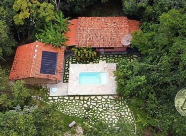 Chácara de 7 mil metros quadrados