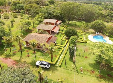 Pousada à venda em Pirenópolis.